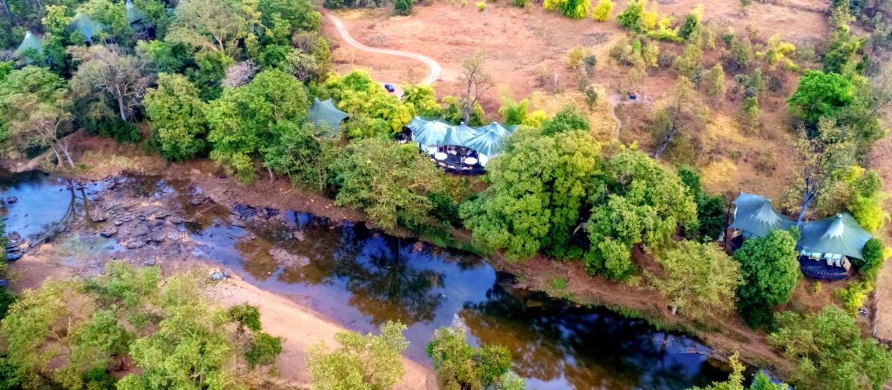 Banjaar Tola Kanha National Park - A Taj Safari Lodge מראה חיצוני תמונה