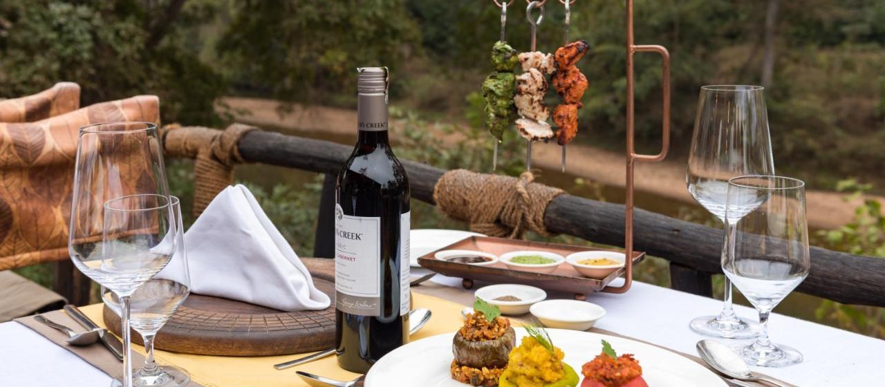 Banjaar Tola Kanha National Park - A Taj Safari Lodge מראה חיצוני תמונה